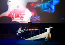 上海ROJO艺文空间“遇见之美”钢琴超媒体音乐会：工业遗址中的艺术交融