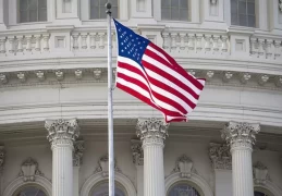中美高层互动新篇章：美国国会众议院代表团六年首访中国引关注