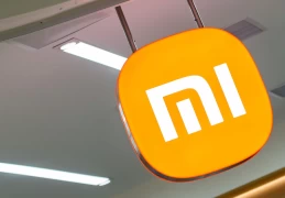 小米股价逆势下探：新品发布未能提振市场信心，自研芯片战略成焦点